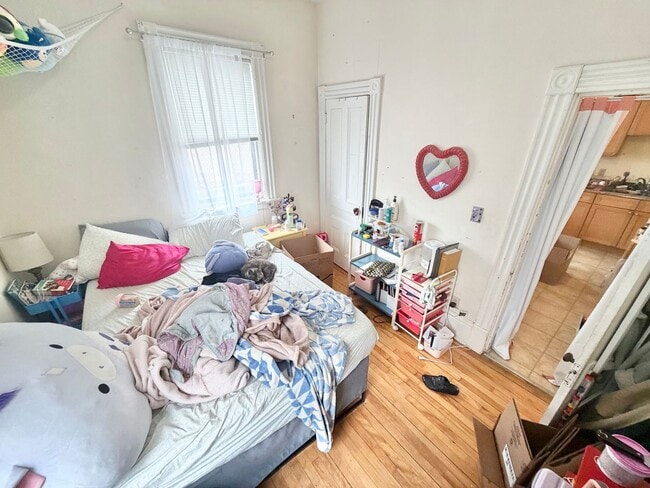 Photo - 3 Bedroom Apartment in Burlington VT Available 6/5-6/15! Unidad 1