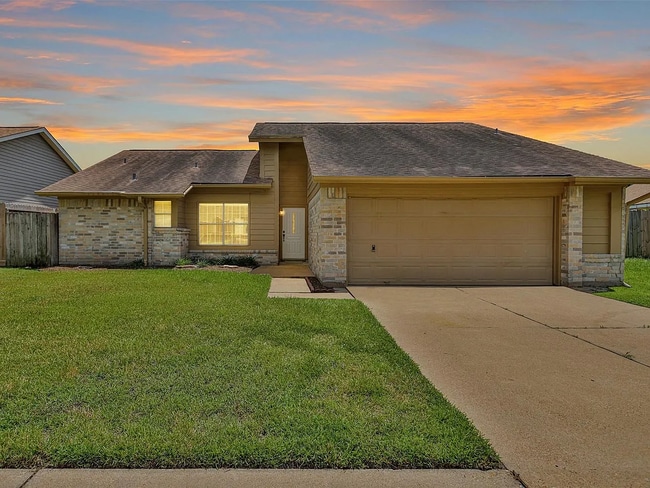 Building Photo - 17903 Red Wolf Dr Rental