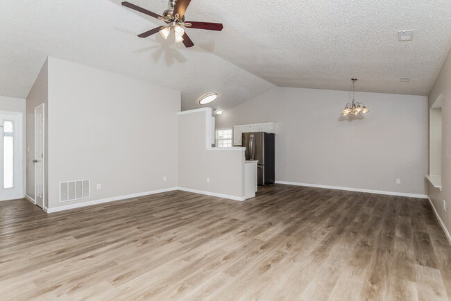 Photo - 8043 Southern Trails Pl