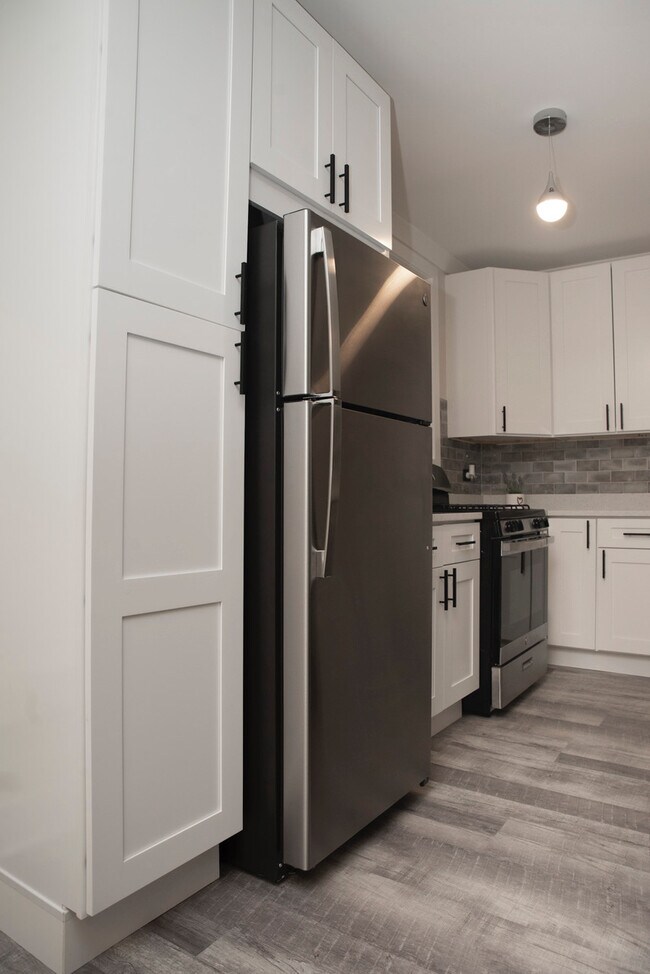 Photo - 3837 N Greenview Ave Unidad GDN