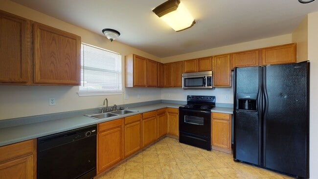 Photo - ONLY $1395 MINUTES AWAY FROM FORT HOOD AIRFIELD!