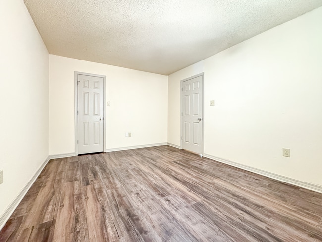 AOA_-01.jpg - Ardendale Oaks Apartments