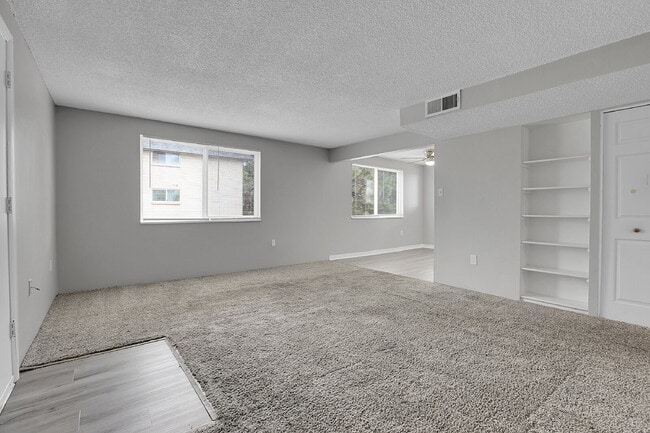 Photo - $1,700.00 - 3 Bedrooms, 2 Bathrooms, Condo... Unit 8