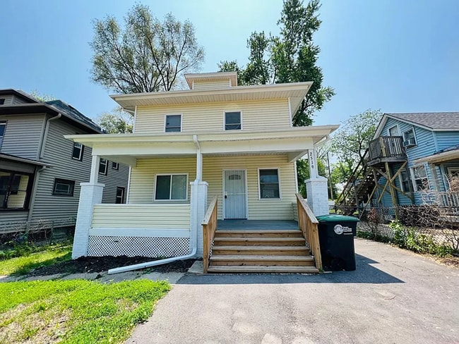 Building Photo - 2519 Wirt St Rental