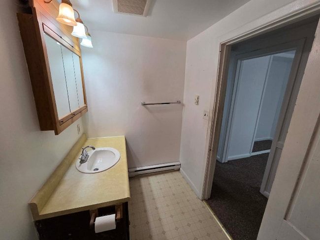 Photo - 304 US-2 Unit 2