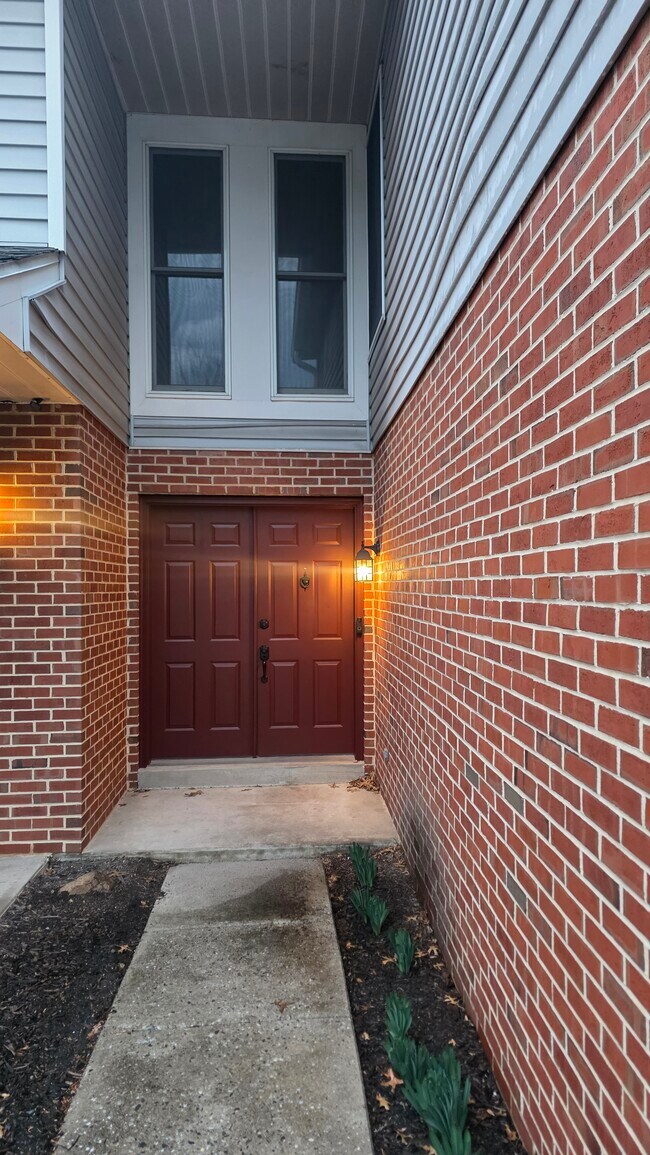 Photo - 4296 Wimbledon Dr