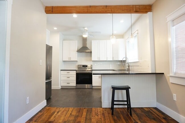 Photo - 504 Brunswick St