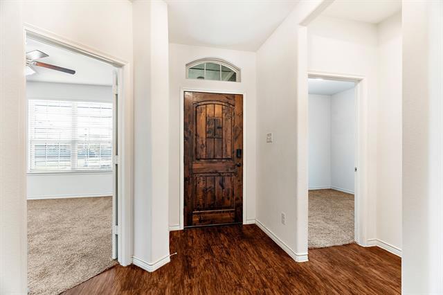 Photo - 2209 Barx Dr