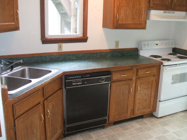 Photo - 824 Myrtle Ave