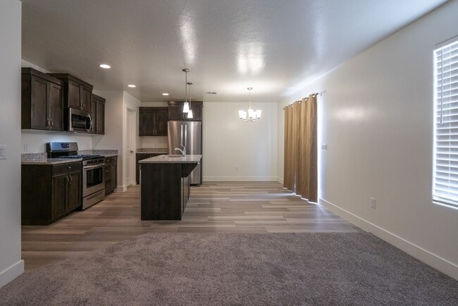 Photo - Flexible Lease! 4 Bedroom End Unit in St. ...