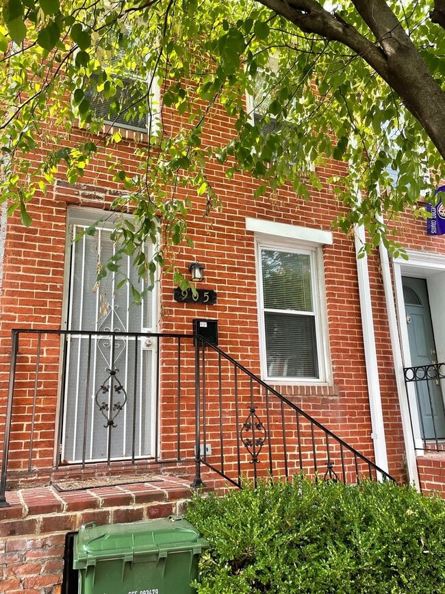 Photo - Charming 2 Bedroom/2 Bathroom Townhome in Pigtown, MD!