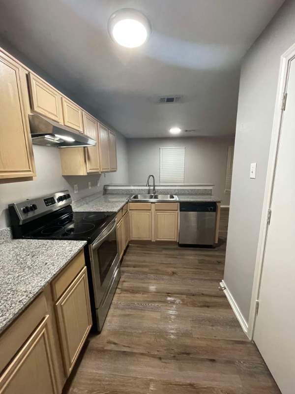 Photo - 885 East Ovilla Road