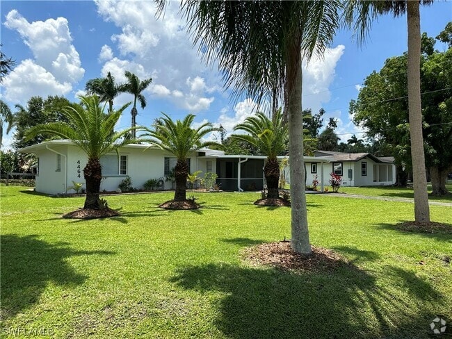 Building Photo - 4464 E Riverside Dr Rental