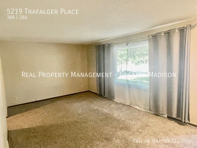 Photo - 5219 Trafalger Pl