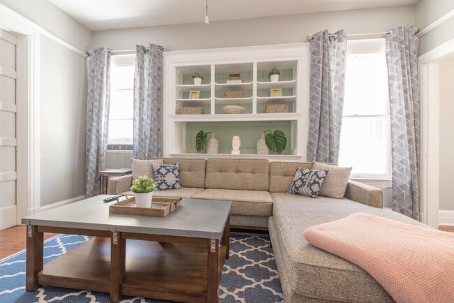 Photo - 1023 W 24th St Unit A