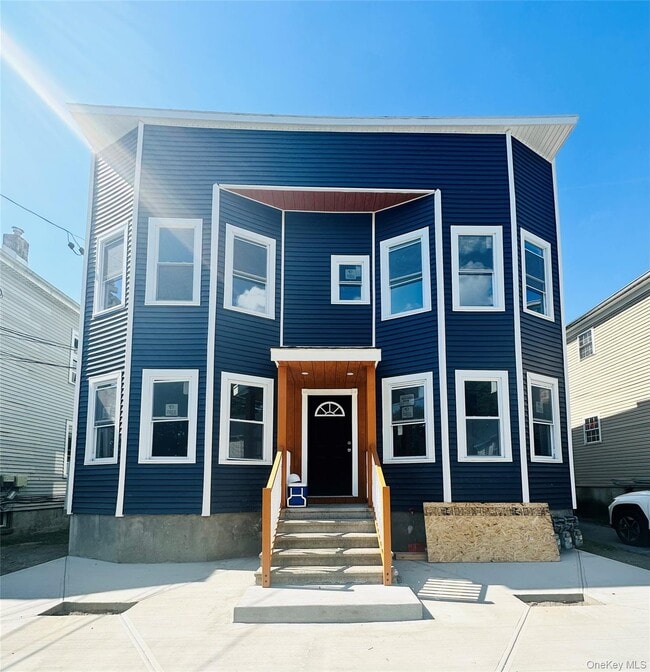 Building Photo - 8 Morgan Ave Unit 1 Rental