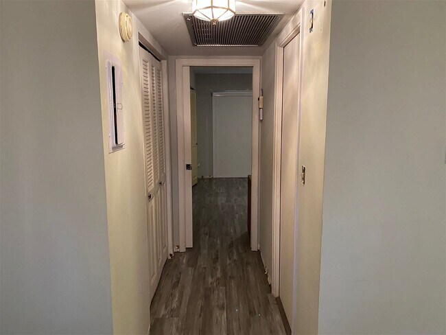 Photo - 2301 Lucaya Ln