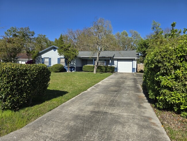 Photo - 425 Sunnyside Dr