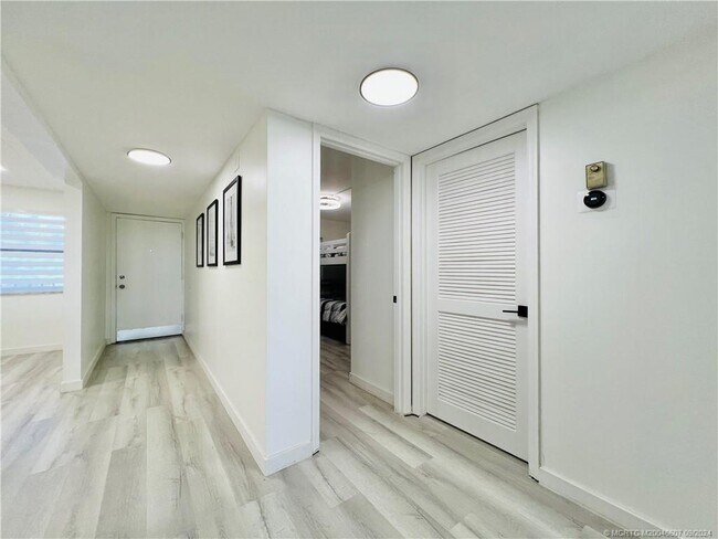 Photo - 10044 S Ocean Dr Unit 205