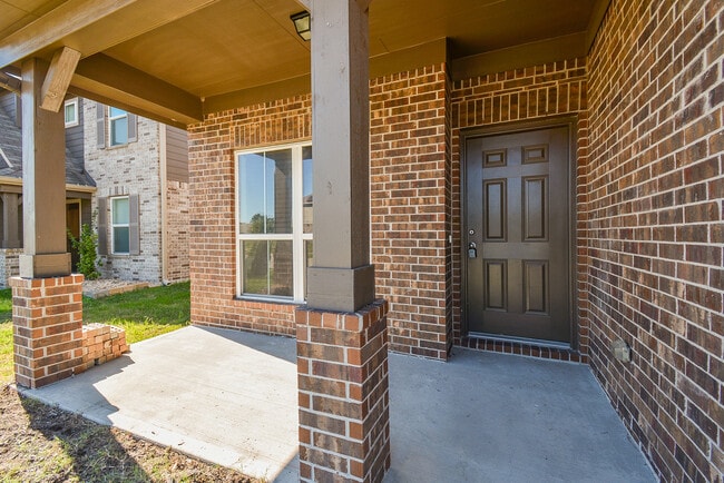 Photo - 2380 Elm Crossing Trail