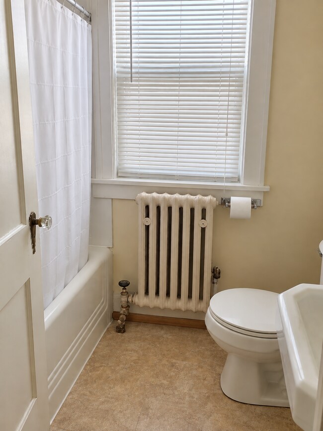 500 E Wellington St Unit 3