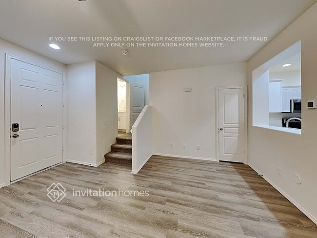 Photo - 114 E Palomino Dr