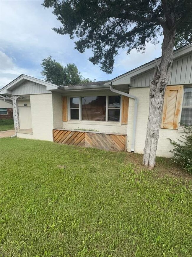 Photo - 1637 NW 26th St