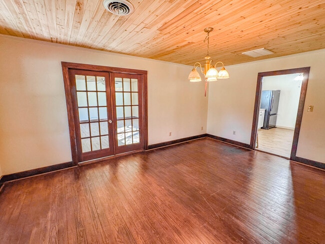 Photo - 3204 Ray Owens Rd