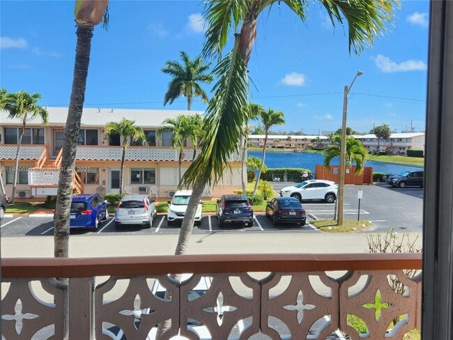 Building Photo - 920 SW 11th Ave Unit 11D Rental