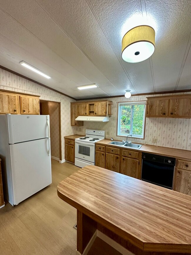 Photo - Two Bedroom House