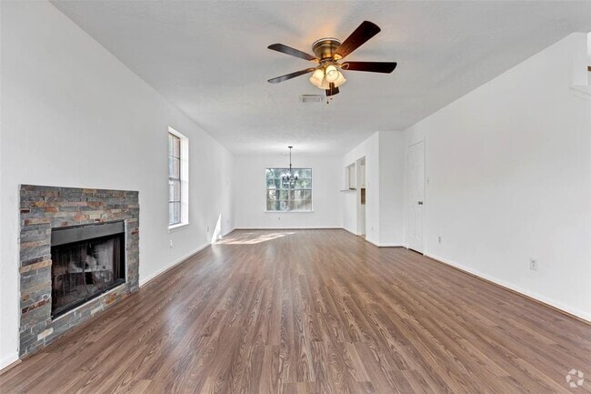 Building Photo - 13915 Dentwood Dr Rental