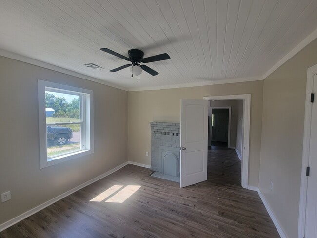 2133 Grand Blvd