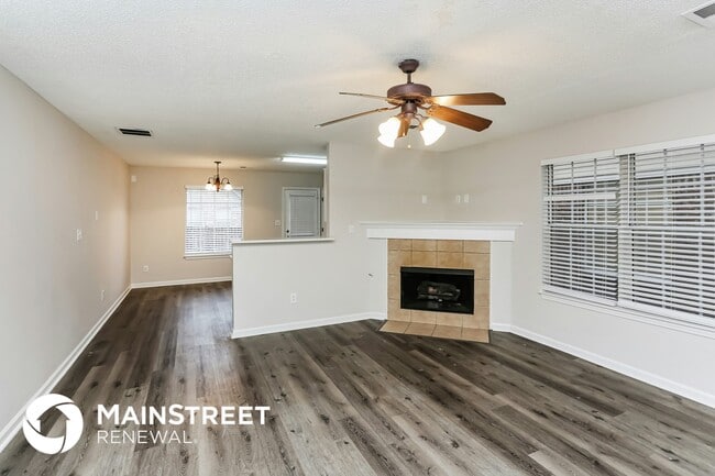 Photo - 903 Stixx Ln