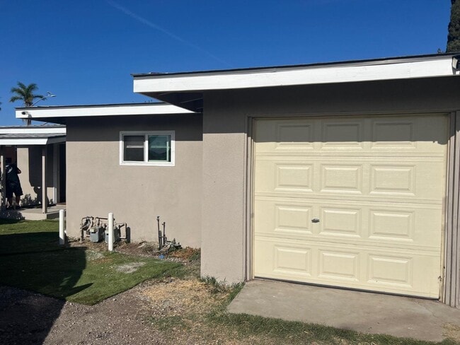 Photo - 510 S Escondido Blvd