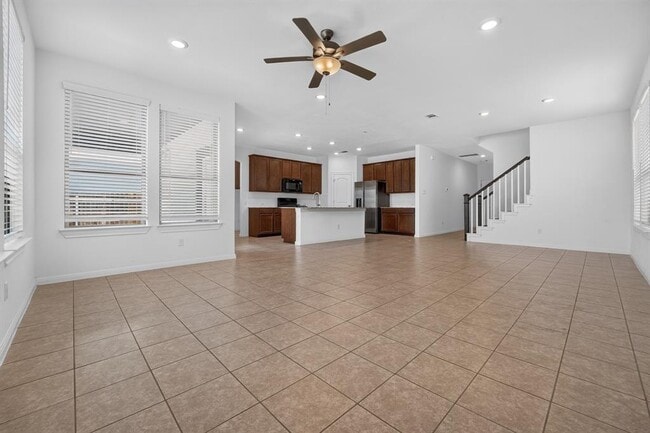Photo - 221 Sand Lily Ln