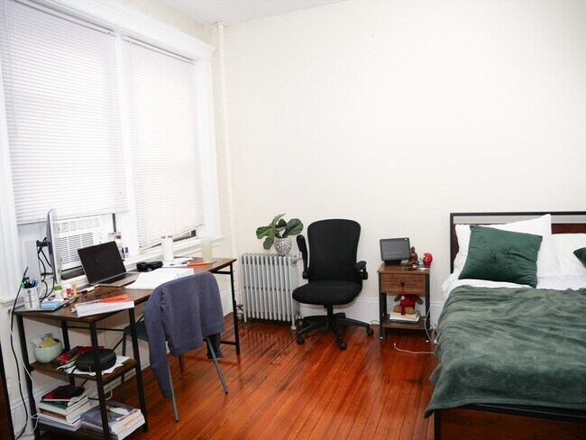 Photo - 184 Saint Paul St Unit 2