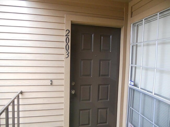 Building Photo - 10555 Turtlewood Ct Unit 2003