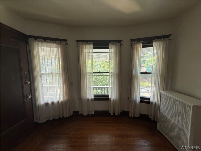 Photo - 37 Inwood Pl
