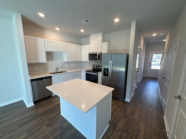 Photo - Special Incentive – Move in by 12/1 and re...