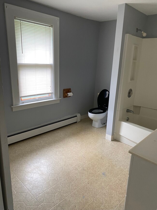 Photo - 5616 Bear Rd Unidad Bear Road Upper