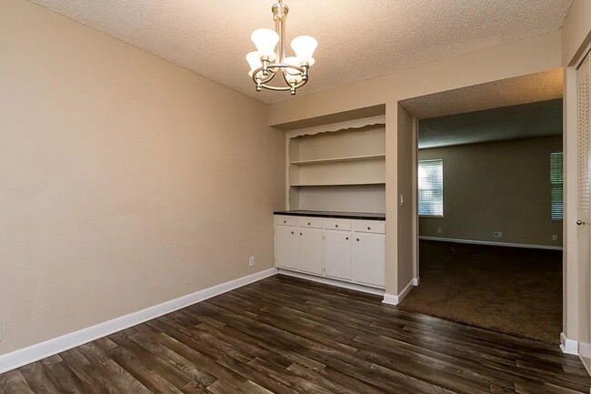 Photo - 5515 Country Dr Unidad 45 Rental