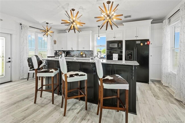 Photo - 113 Deltra Hardin Rd