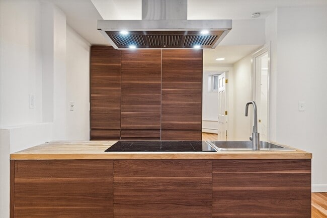 Photo - 432 Marlborough St Unidad B