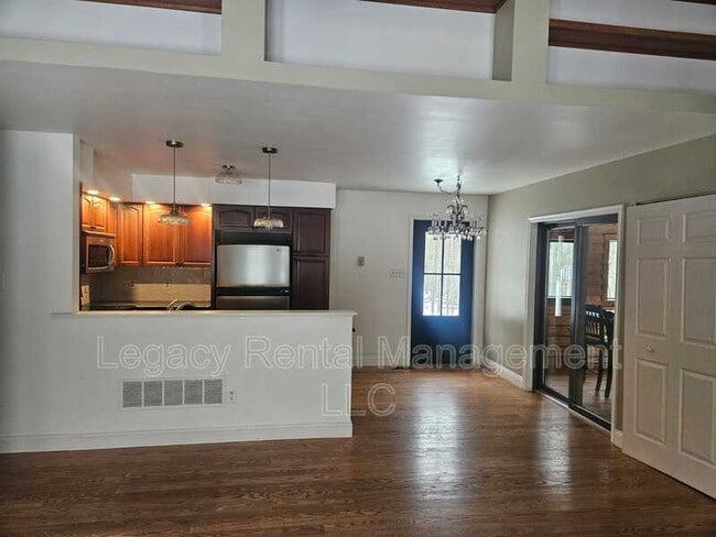 Photo - 116 Cheyney Dr