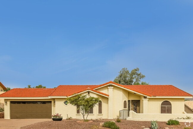 Building Photo - 14826 N Briarwood Dr Rental