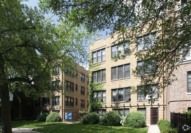 Building Photo - Woodlawn Court
