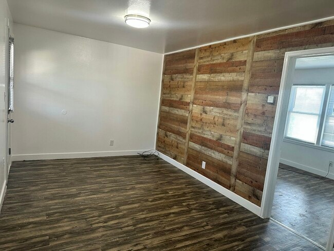 525 E Omaha St Unidad 4