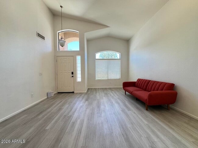 2458 W Via Dona Rd