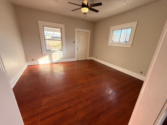 Photo - 1558 Shelby St Unit 2