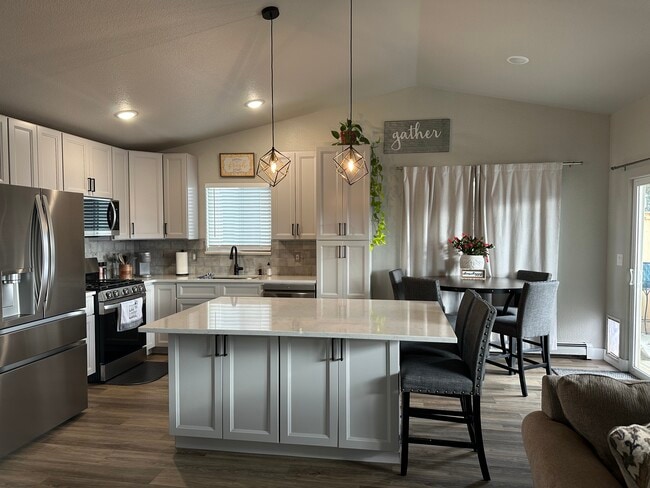 Photo - 2441 Roan Ridge Rd